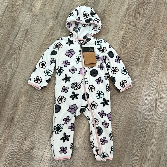 The North Face Other - The North Face Baby Glacier One-Piece, 12M